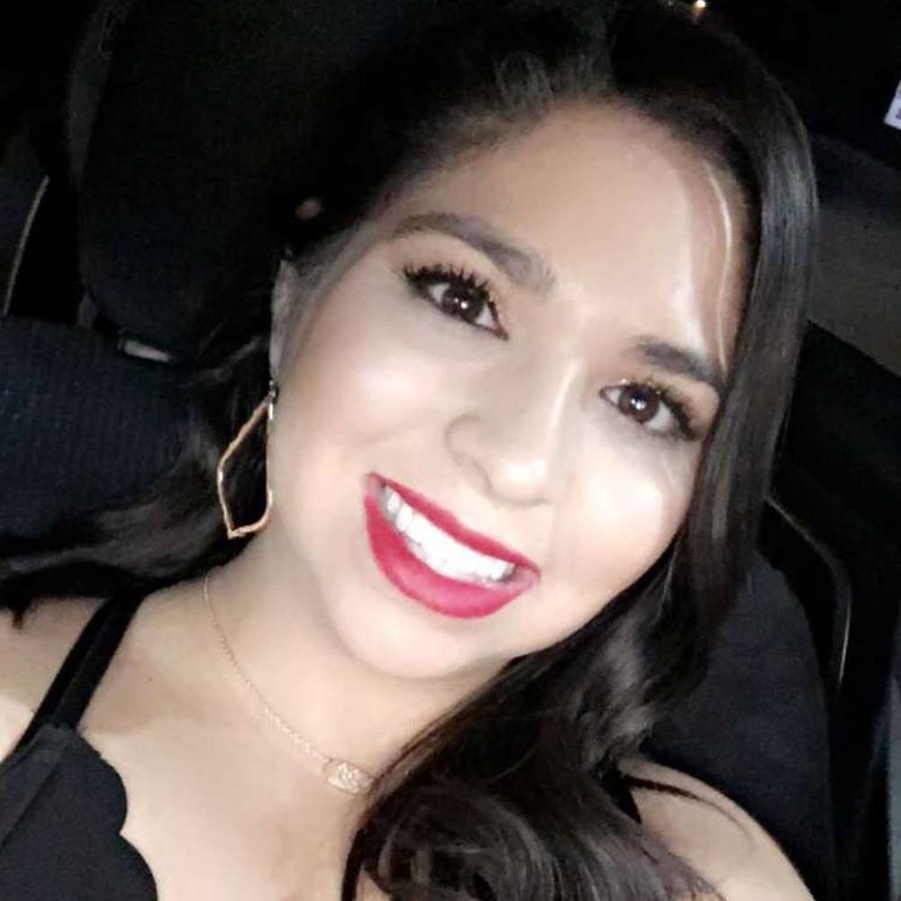 Meet your Posher, Angela